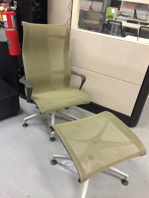 Herman Miller Setu Lounge and Ottoman