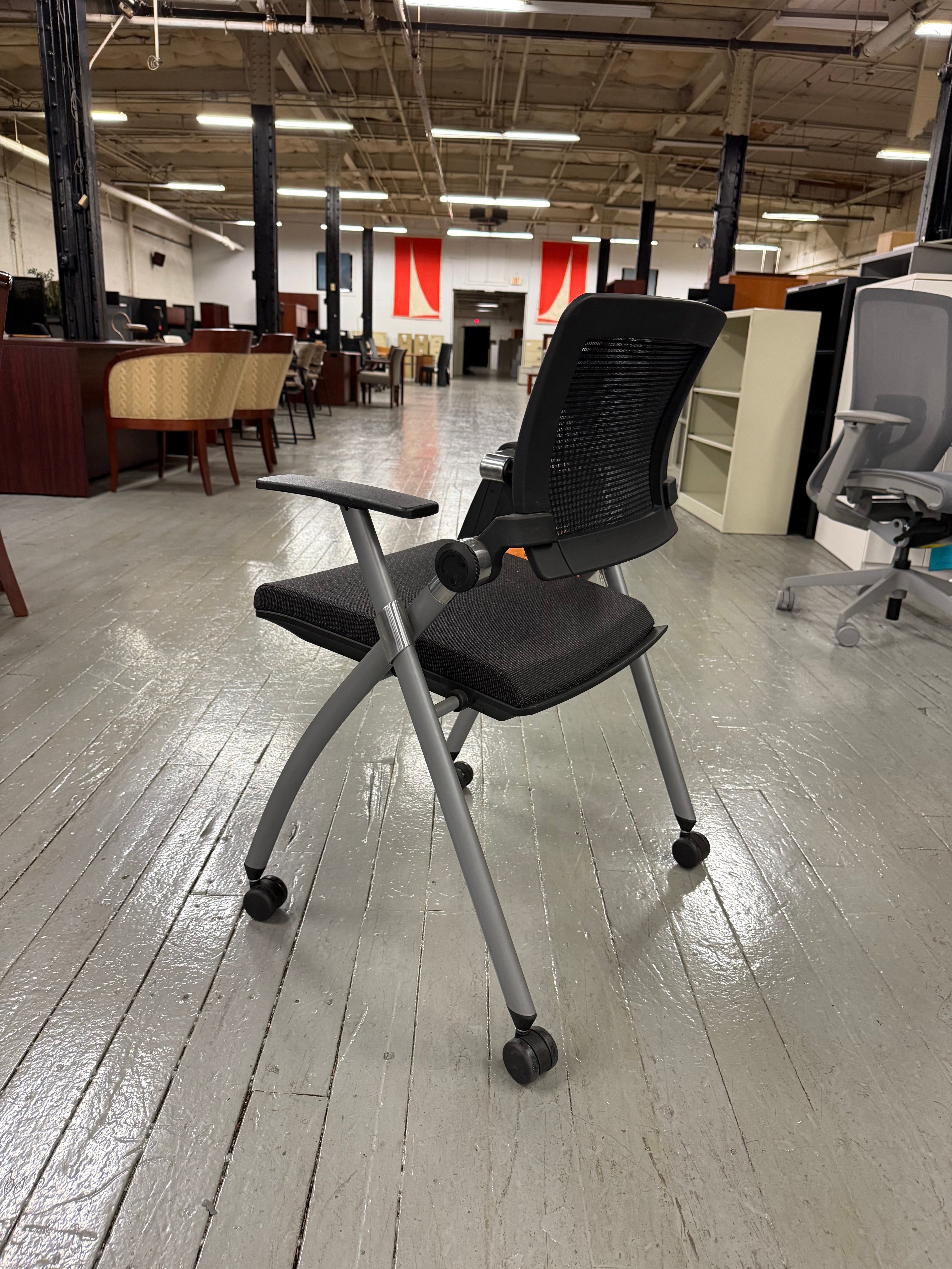 AIS Stow Chair -E47