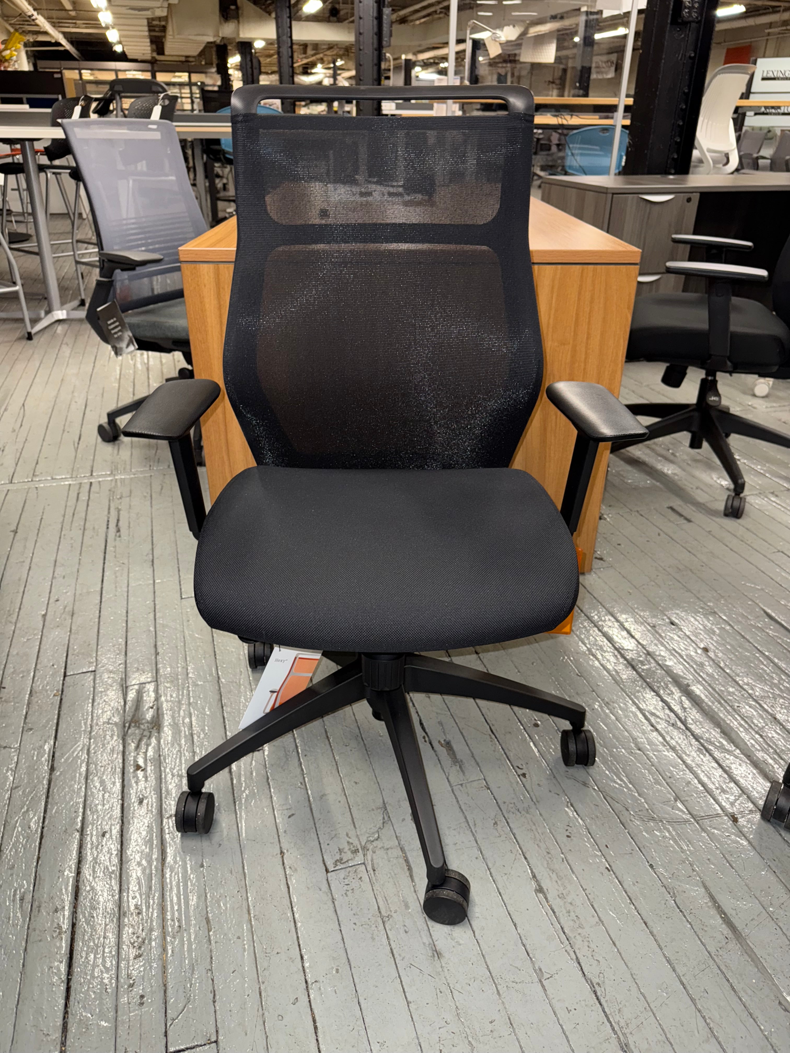 Rolling Desk Chair – SitOnIt Hexy for Comfort and Support