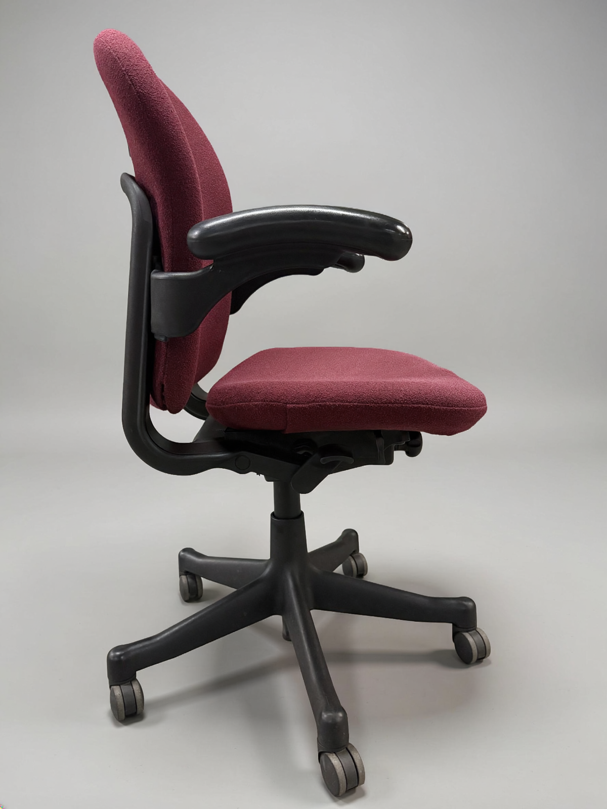 Pre-Owned Herman Miller Reaction® Task Chair A48