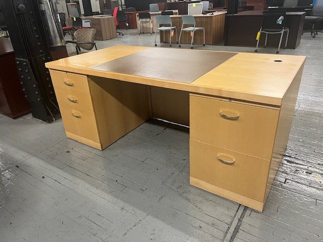 Double Pedestal Executive Desk - L25