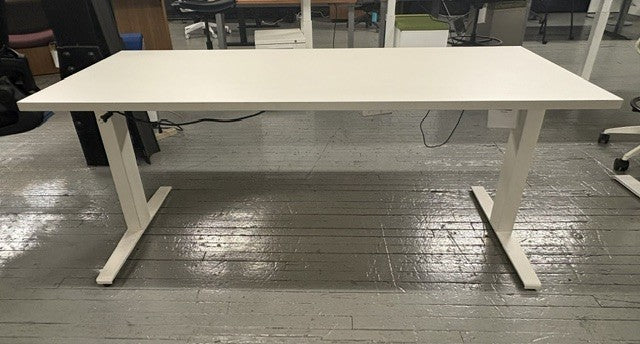 Motia Sit-to-Stand Desk N17