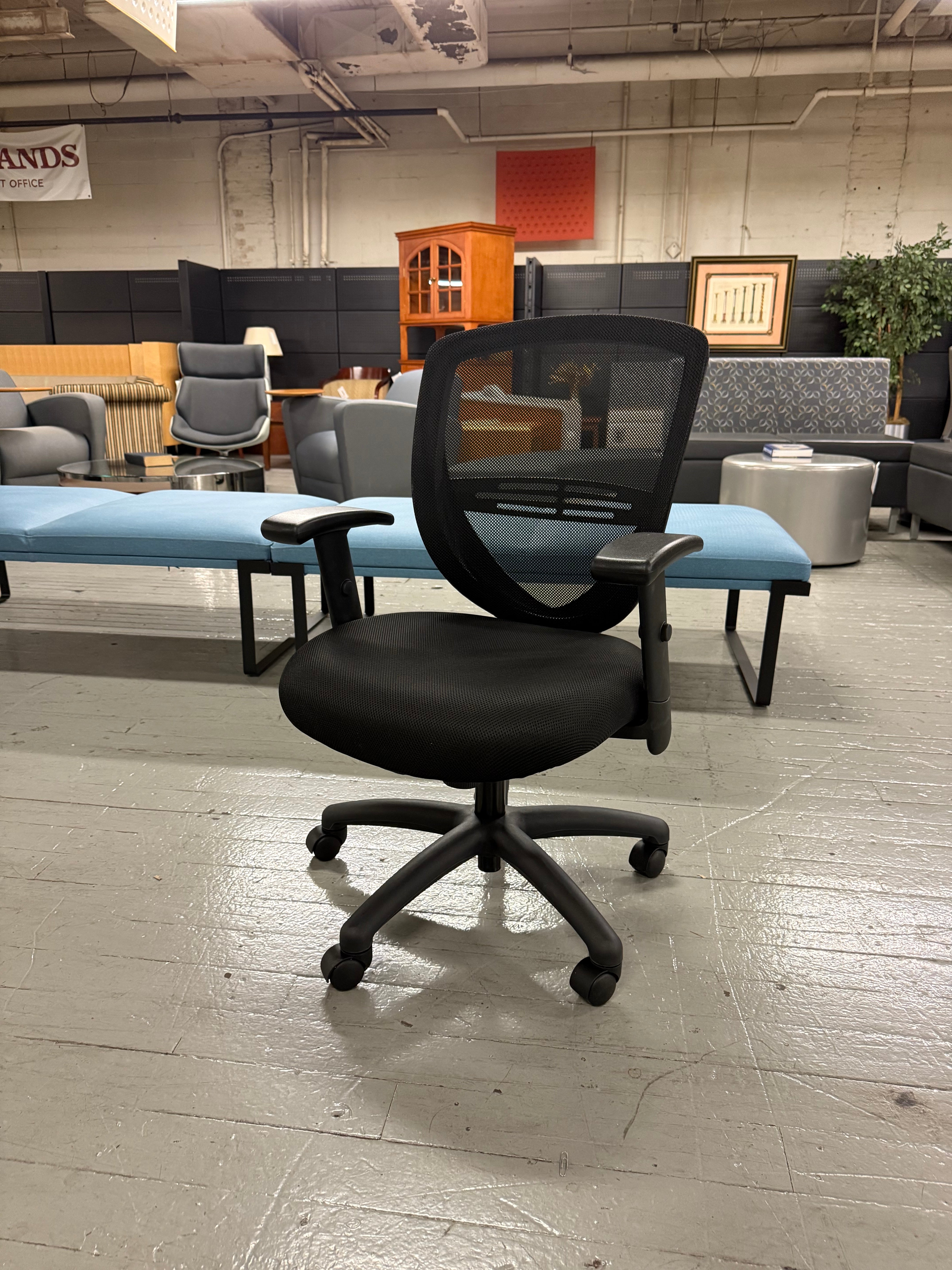 OTG Managers Chair - I45