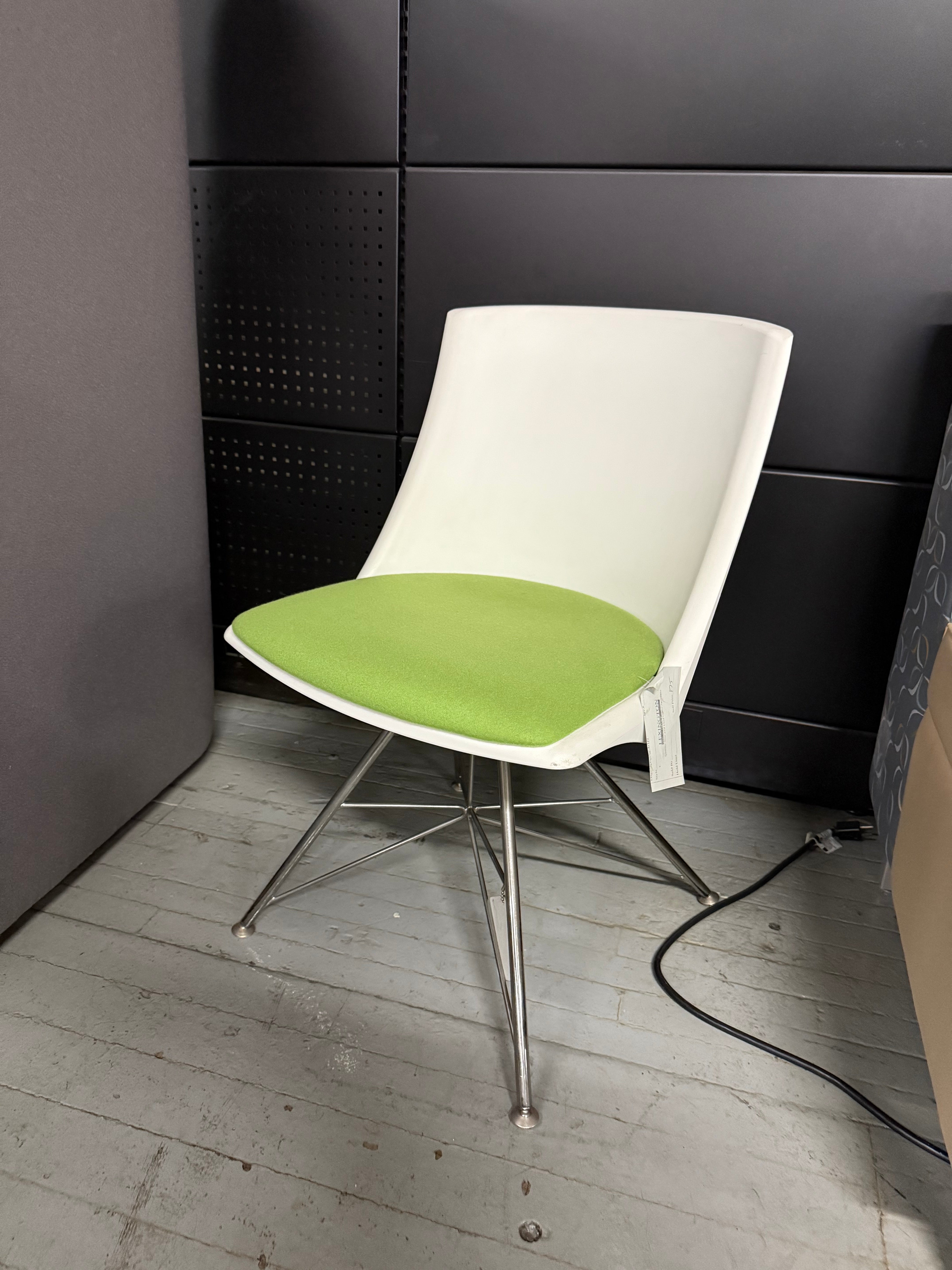 Source International Guest Chair - H98