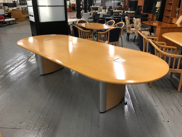 10′ Racetrack Table with Electrical / Data Access