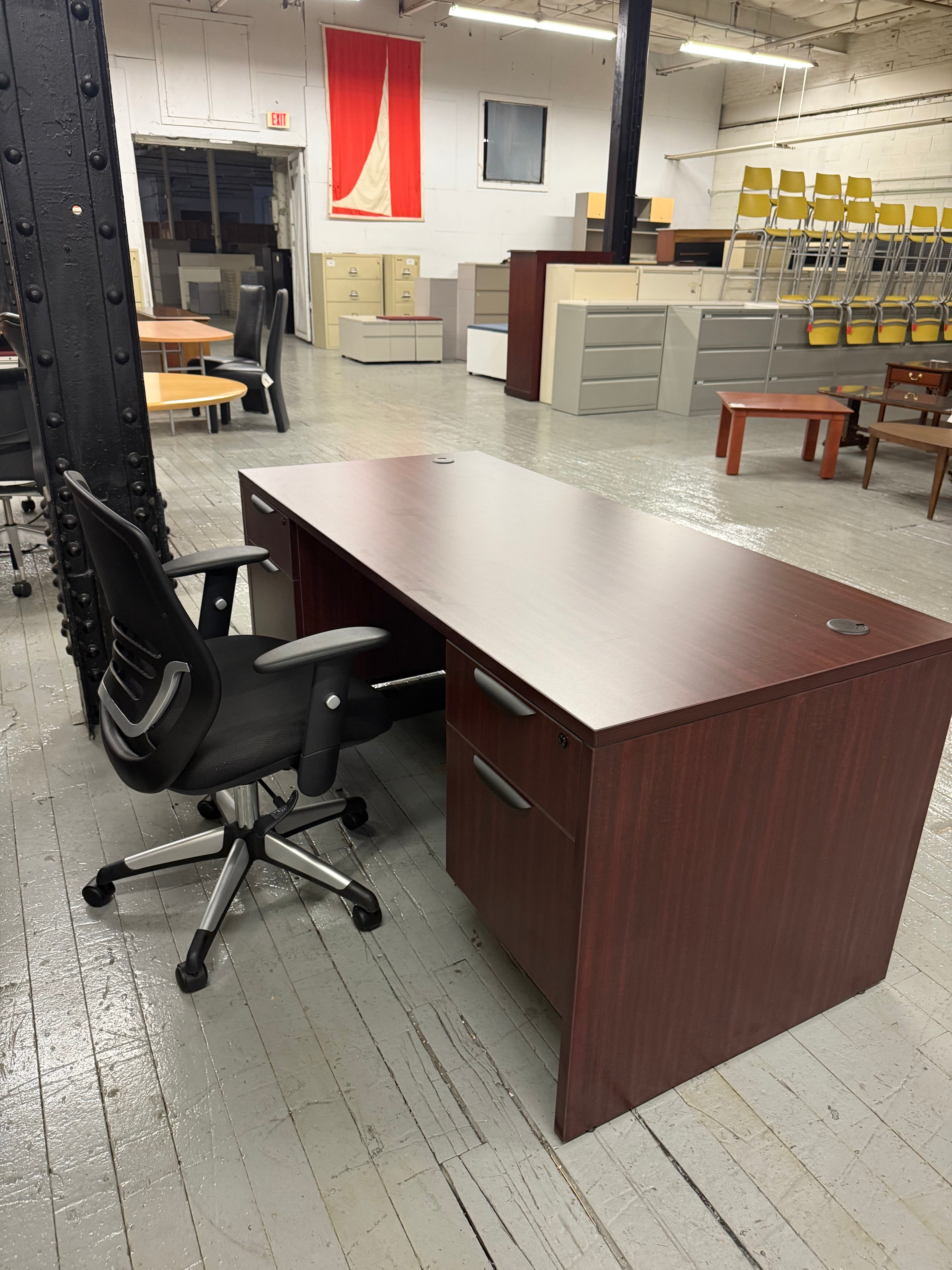 OTG Mahogany Desk -L51