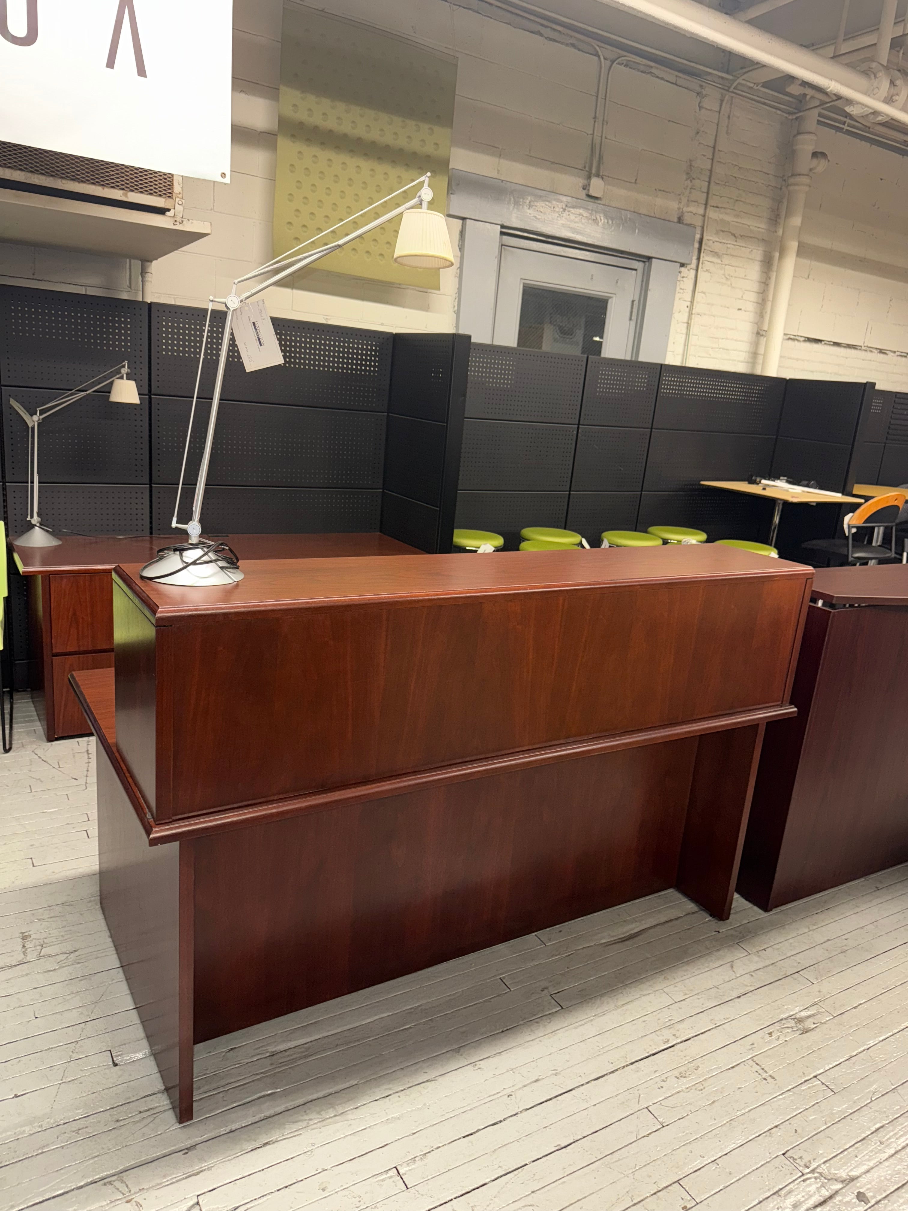 OFS Reception Desk -K8