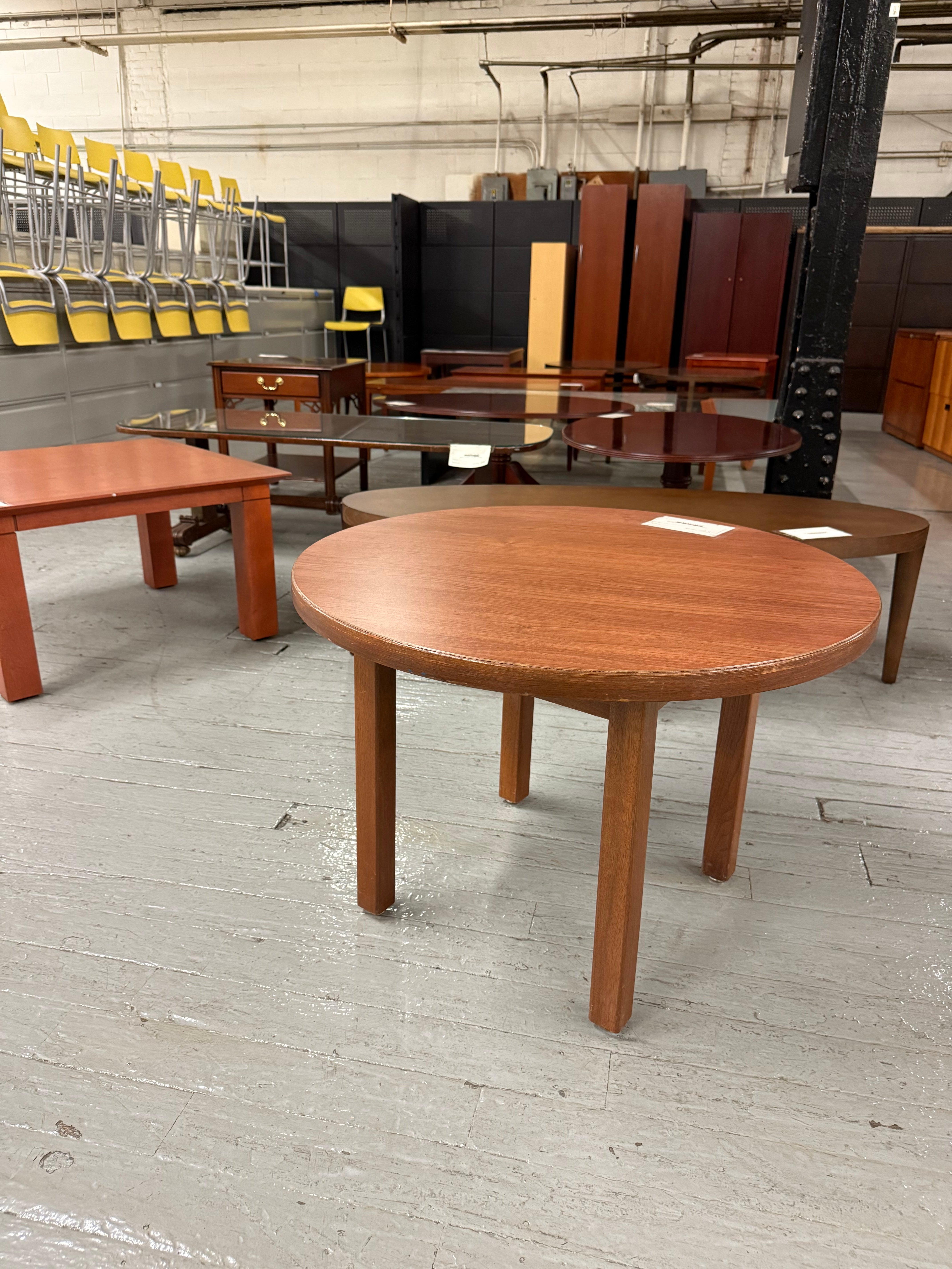 Wooden Veneer Table -Y42