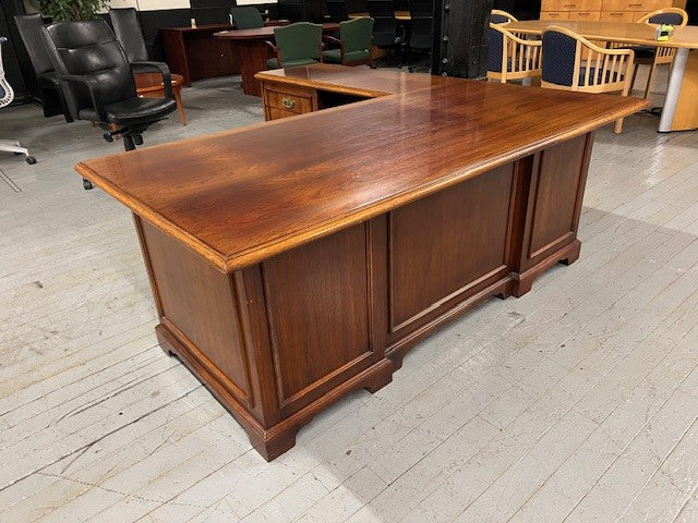 Traditional L-Shape Desk - J3