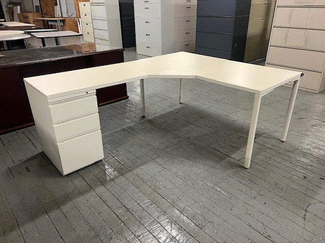 l shaped desk white​