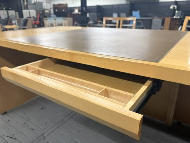 Office Desk L67