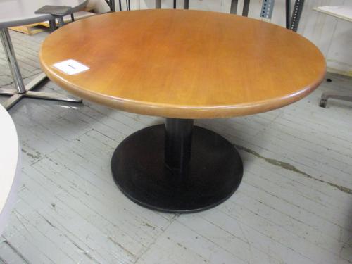 Round Office Table – Steelcase with Column Base Design