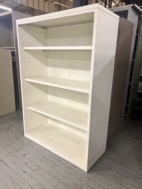 Bookcase T26