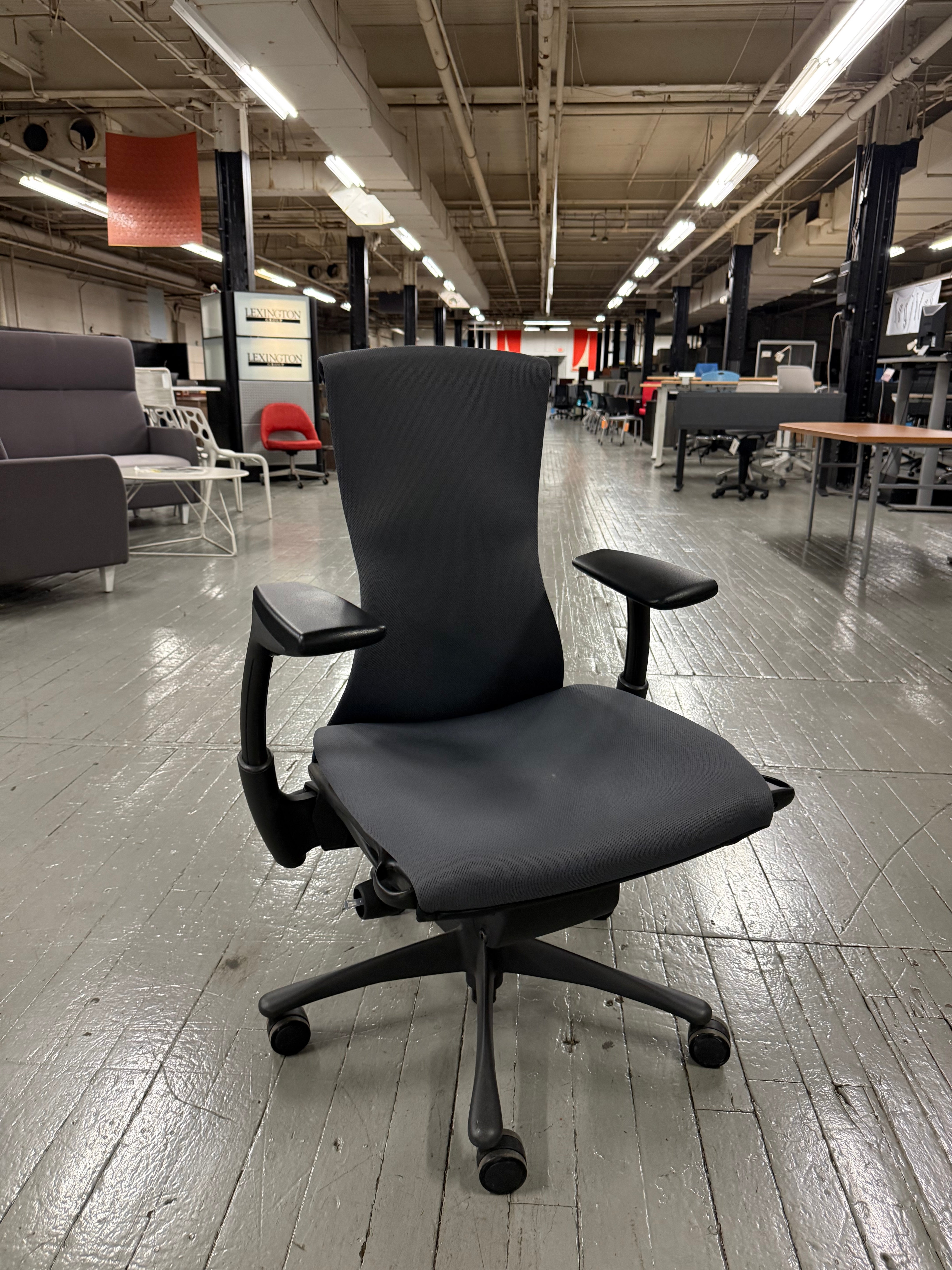 ハーマンミラー　Embody Chair ハーマンミラー X ロジクールG エンボディゲーミングチェア *シアン